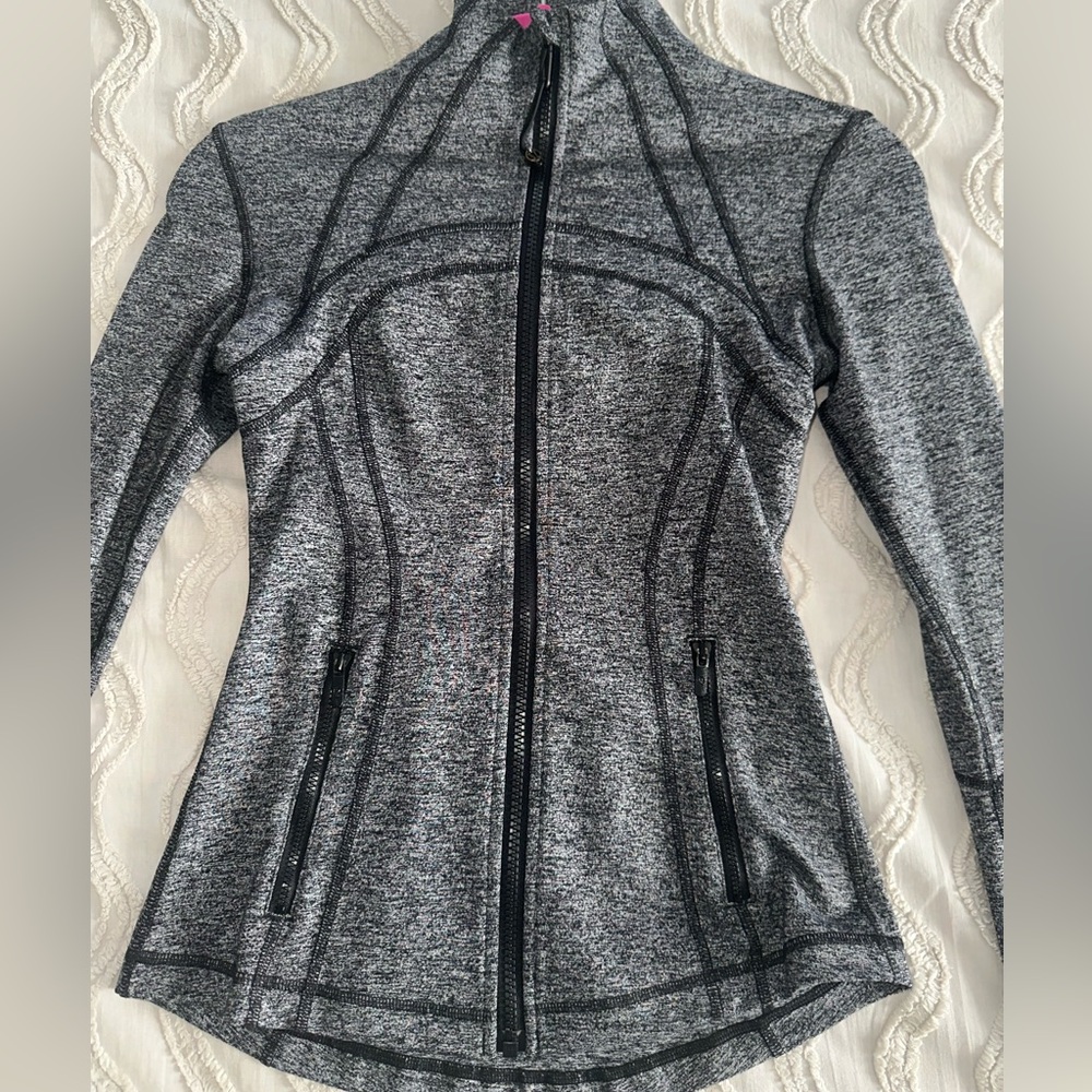 Lululemon Define Jacket - Picture 5 of 11